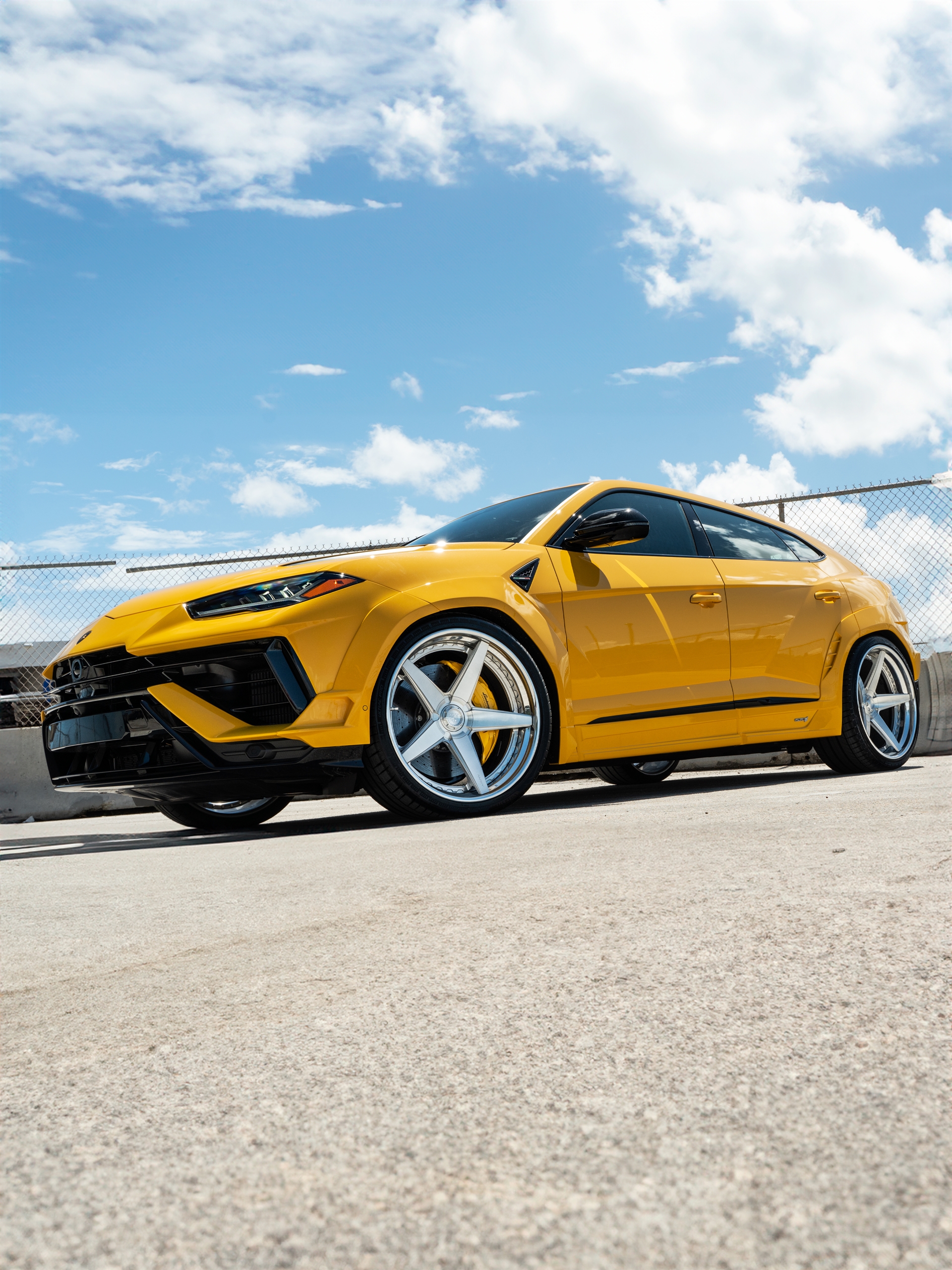 Novitec: Urus S | | on ANRKY RS5.3 | Brushed Clear