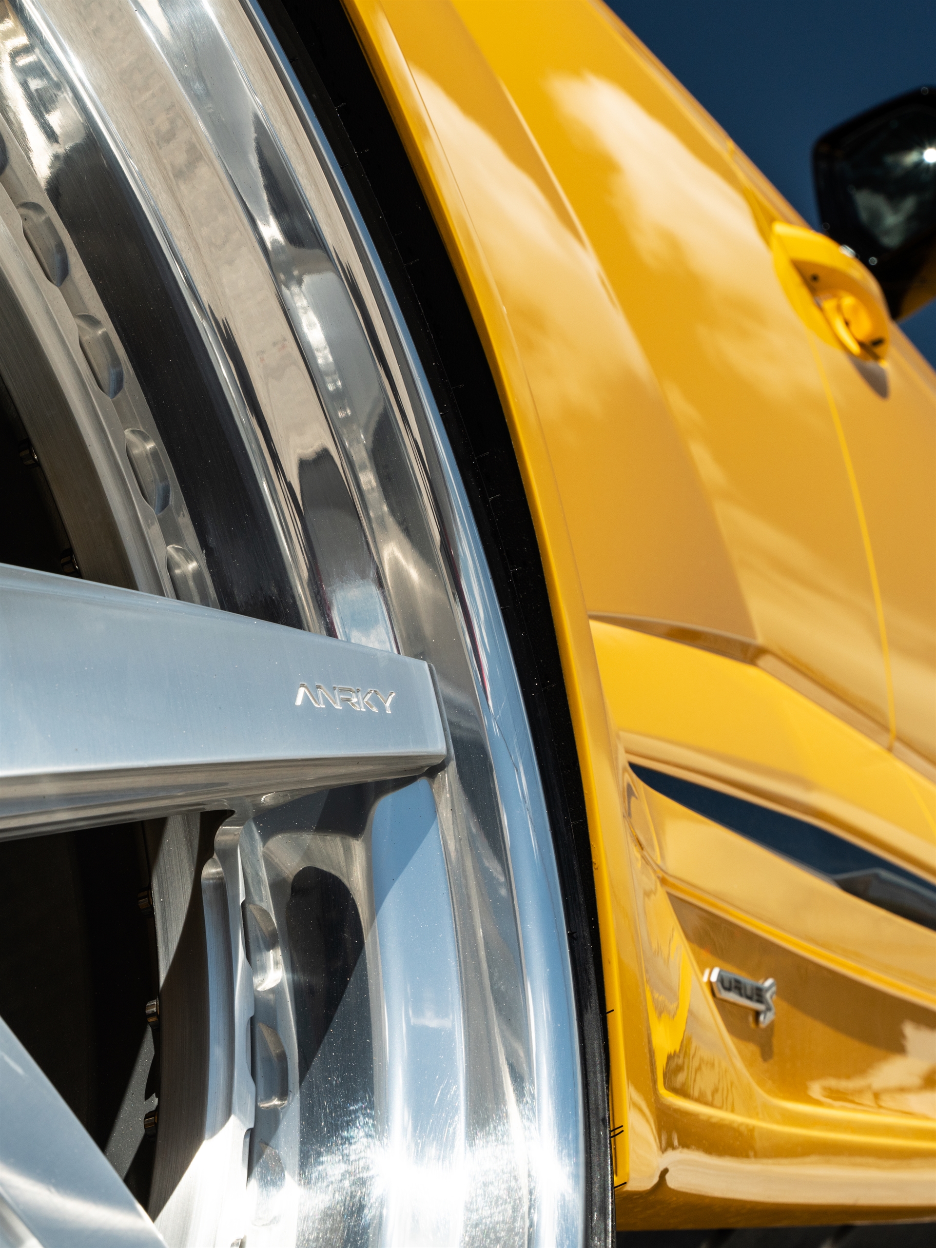 Novitec: Urus S | | on ANRKY RS5.3 | Brushed Clear