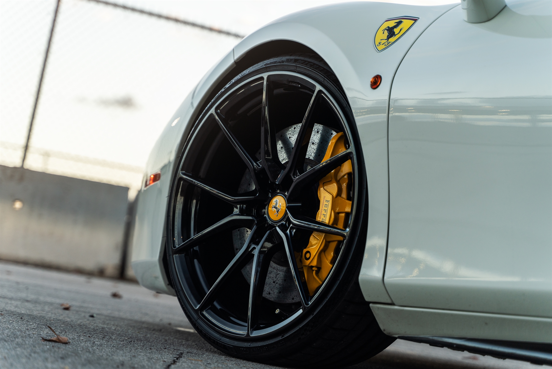 Ferrari 488 Spider | Bianco Avus | on ANRKY AN12 | Gloss Black