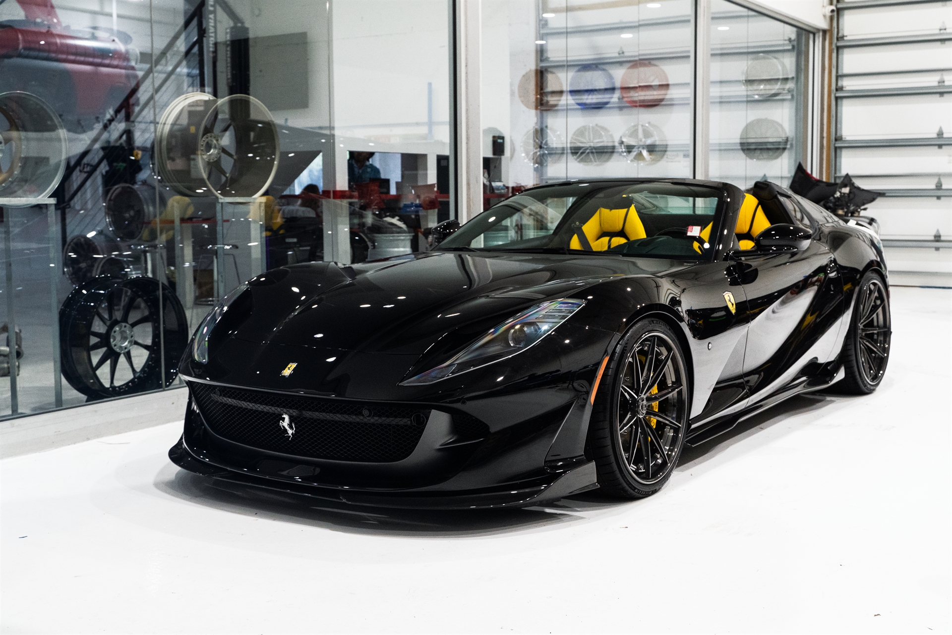 1016 Industries 812 GTS | Nero | on 1886 Wheels G010 | Mirror Polished Smoke
