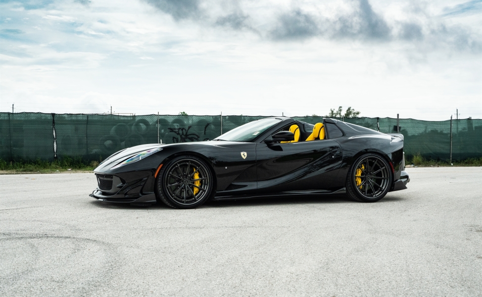 1016 Industries 812 GTS | Nero | on 1886 Wheels G010 | Mirror Polished Smoke