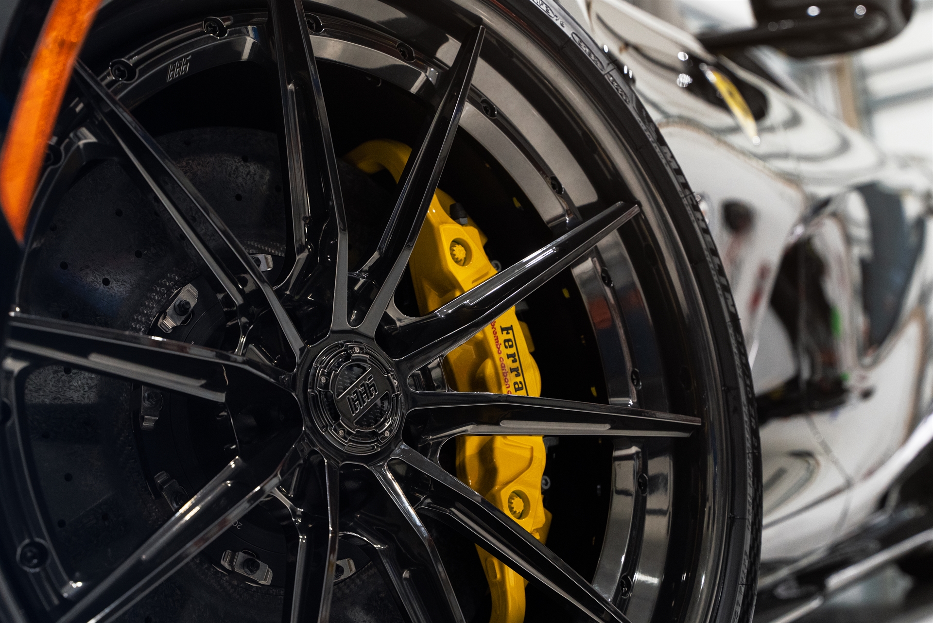 1016 Industries 812 GTS | Nero | on 1886 Wheels G010 | Mirror Polished Smoke