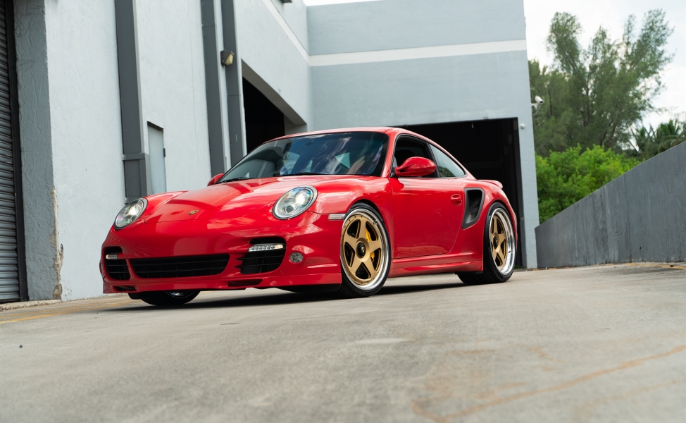 Porsche 997 Turbo S | Guards Red | on 1886 S005 | Satin Gold