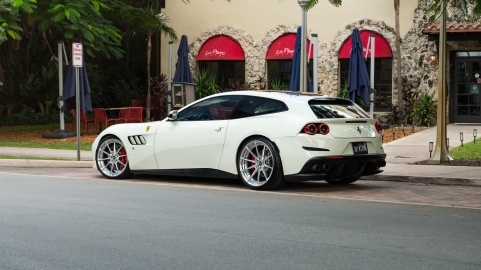 Ferrari GTC4 Lusso – AN28 SeriesTWO