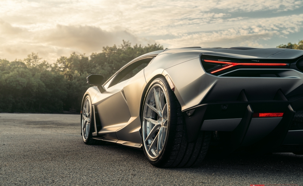 Lamborghini Revuelto | Argento Nürburgring | on ANRKY XR-301 | Brushed Clear