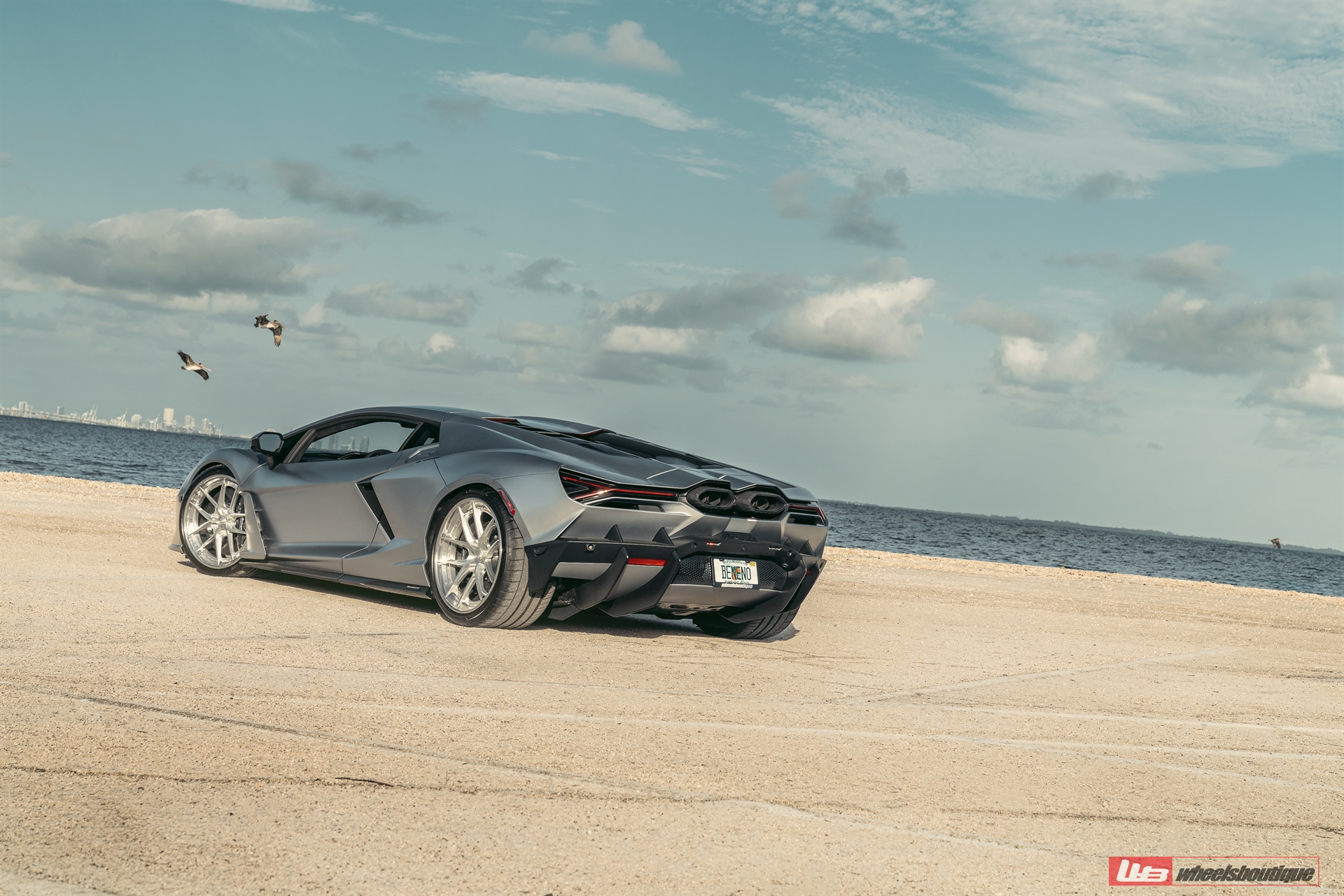 Lamborghini Revuelto | Argento Nürburgring | on ANRKY XR-301 | Brushed Clear