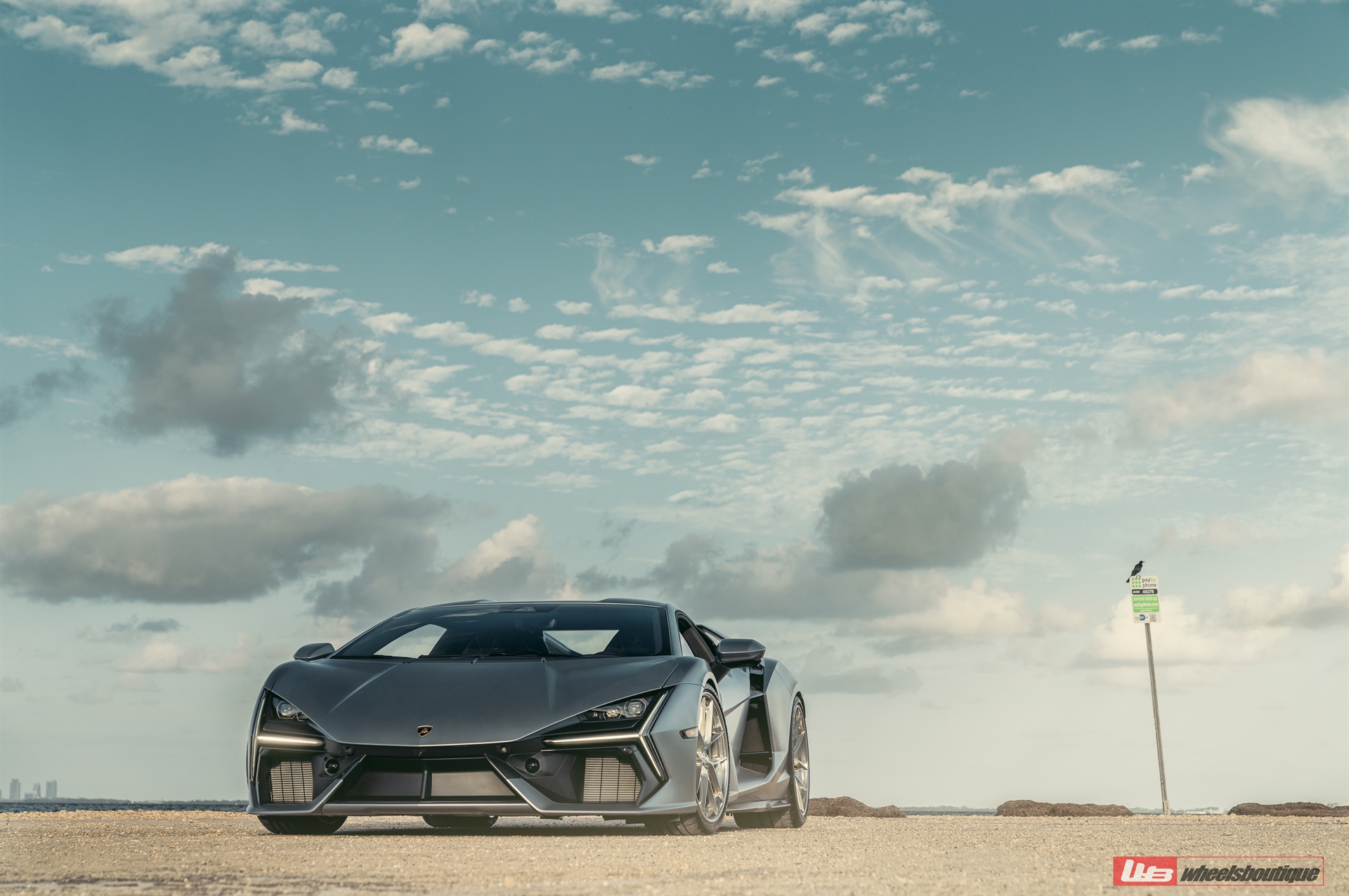 Lamborghini Revuelto | Argento Nürburgring | on ANRKY XR-301 | Brushed Clear