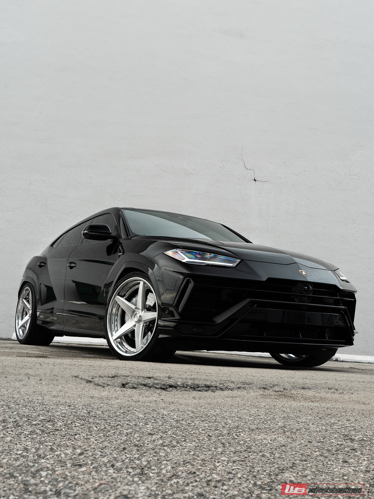 Lamborghini Urus | Nero Noctis | on ANRKY RS5.3 | Brushed Clear