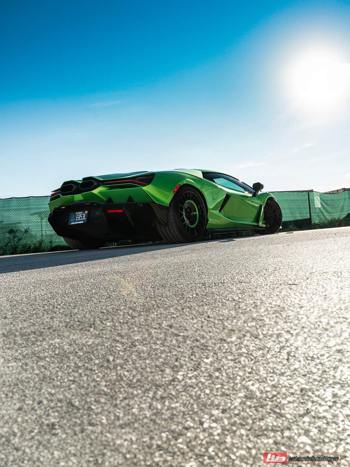Lamborghini Revuelto | Selvan Green | on ANRKY  AN20 + AN20 AeroSPORT | Gloss Black