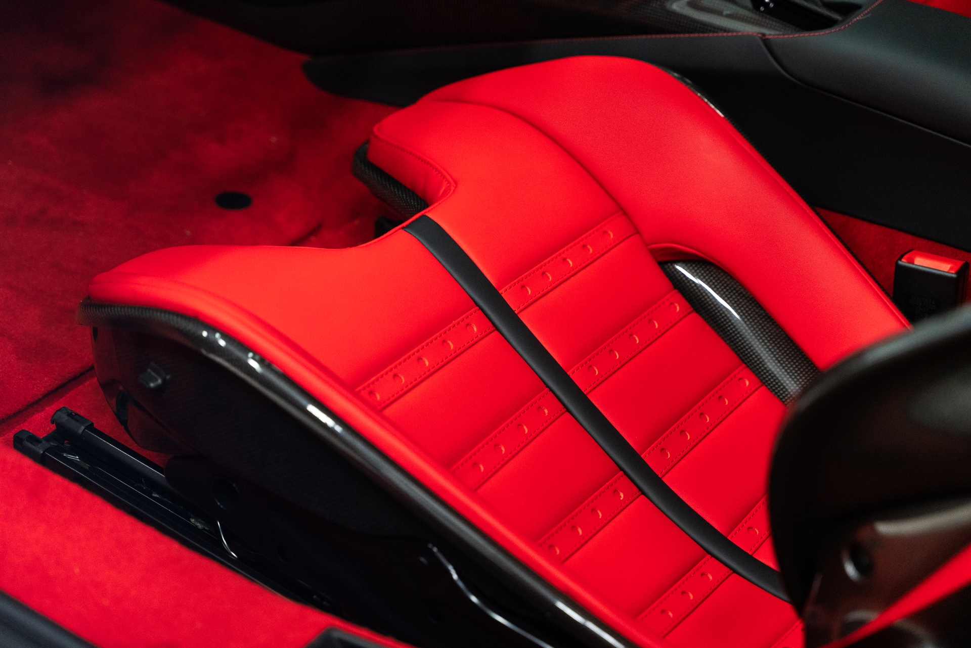 Ferrari SF90 Spider | Rosso Corsa | on Ryft R-5Y | Gloss Black