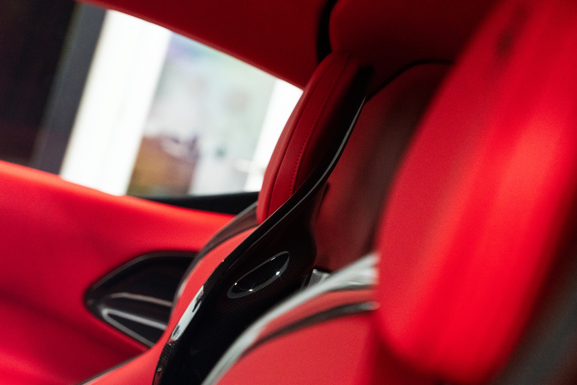 Ferrari SF90 Spider | Rosso Corsa | on Ryft R-5Y | Gloss Black