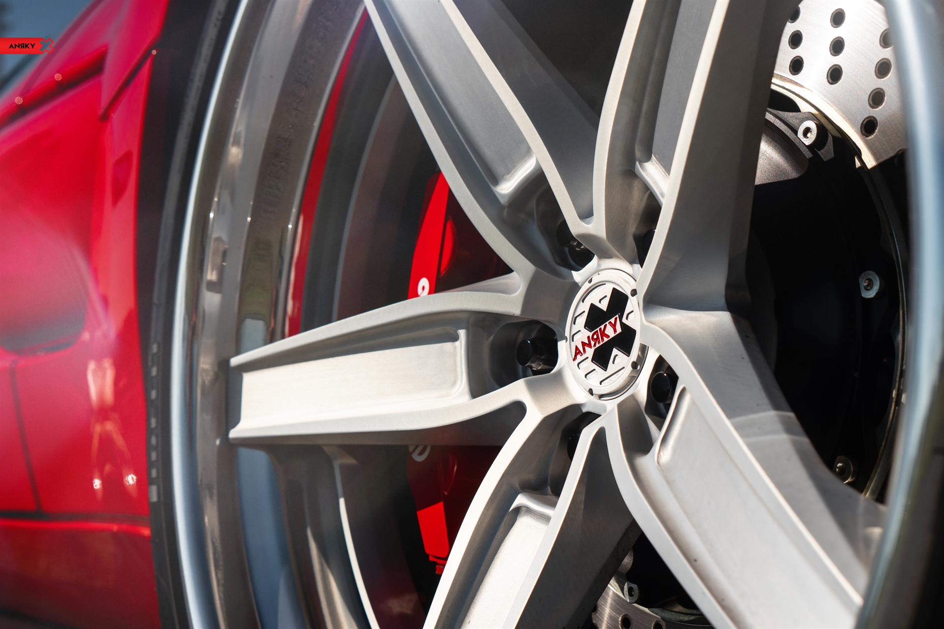 Ford GT MK1 | Ruby Red | on ANRKY AN35 | Satin White Gold