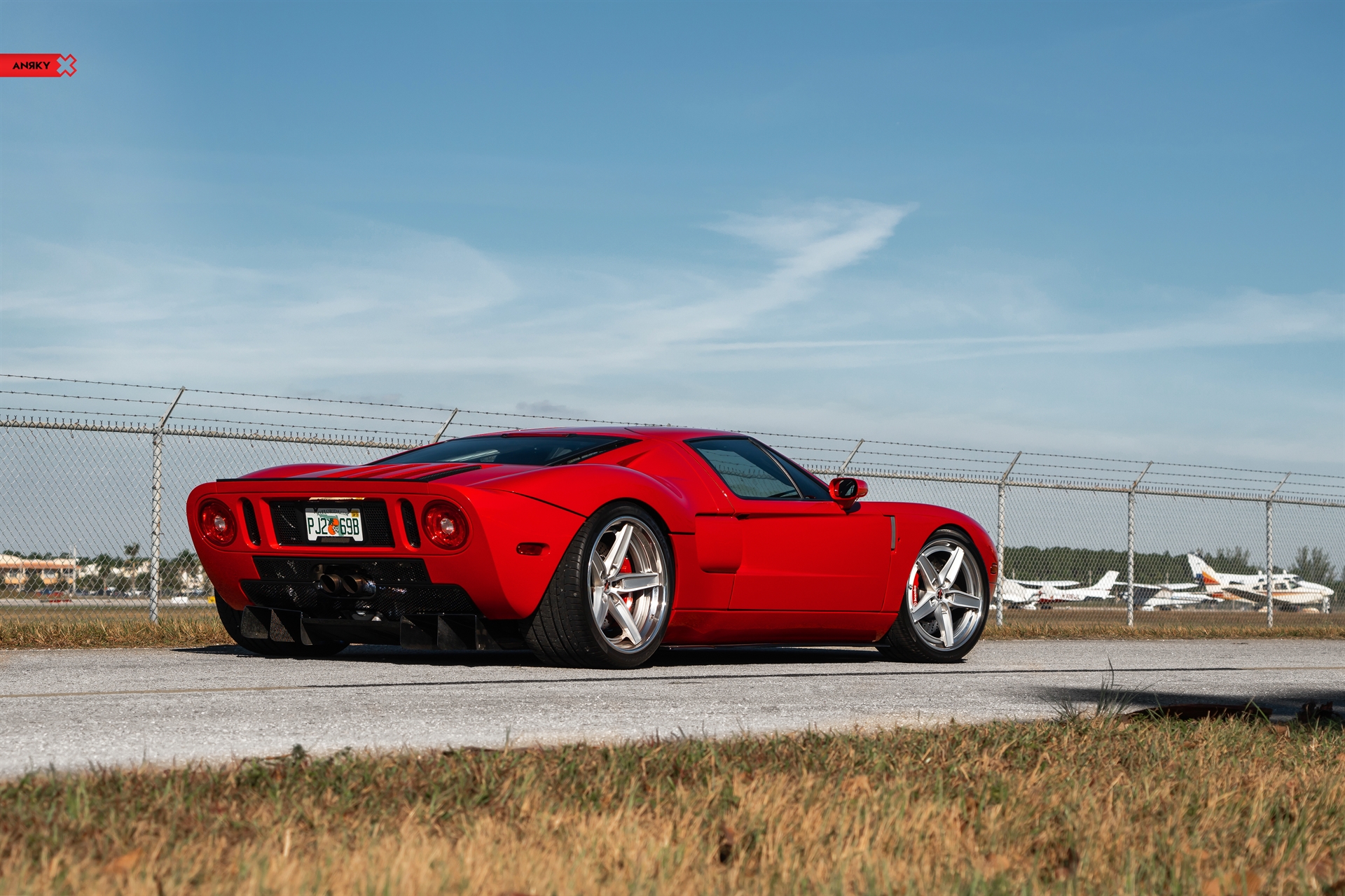 Ford GT MK1 | Ruby Red | on ANRKY AN35 | Satin White Gold