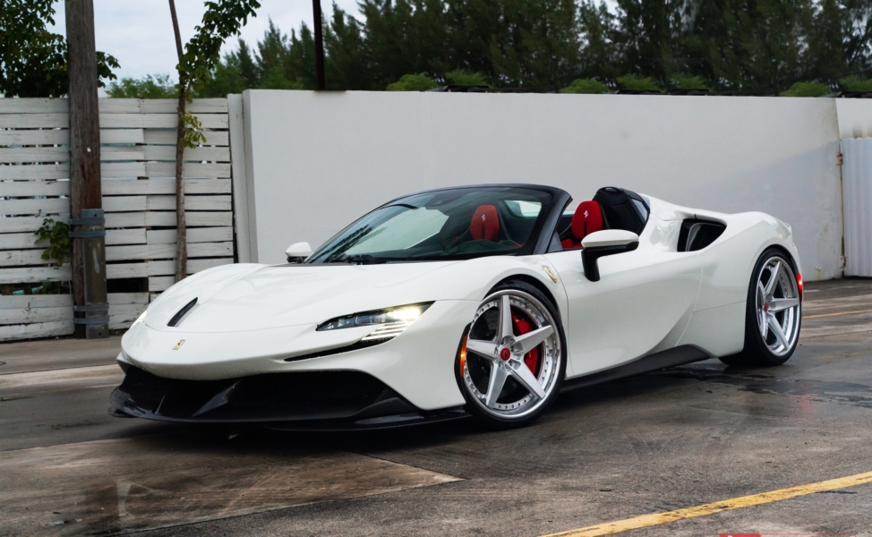 Ferrari SF90 Spider | Bianco Avus | on ANRKY RS5.3 | Brushed Clear