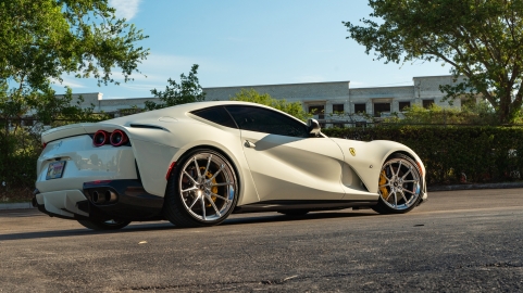 Ferrari 812 | Bianco Avus | on ANRKY AN12 | Polished Clear