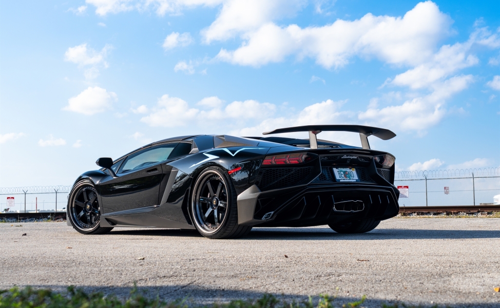 Lamborghini Aventador SV Roadster | Nero Noctis | on ANRKY JDX-316 | Gloss Black