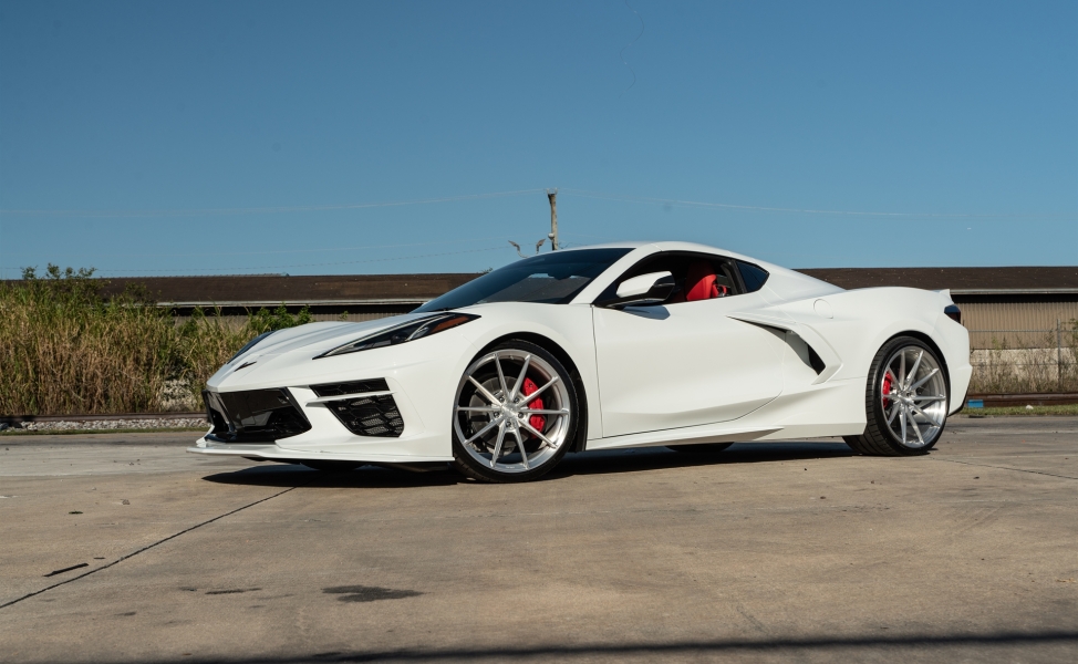 Chevrolet Corvette C8 | Artic Wight | on ANRKY AN12 | Brushed Clear
