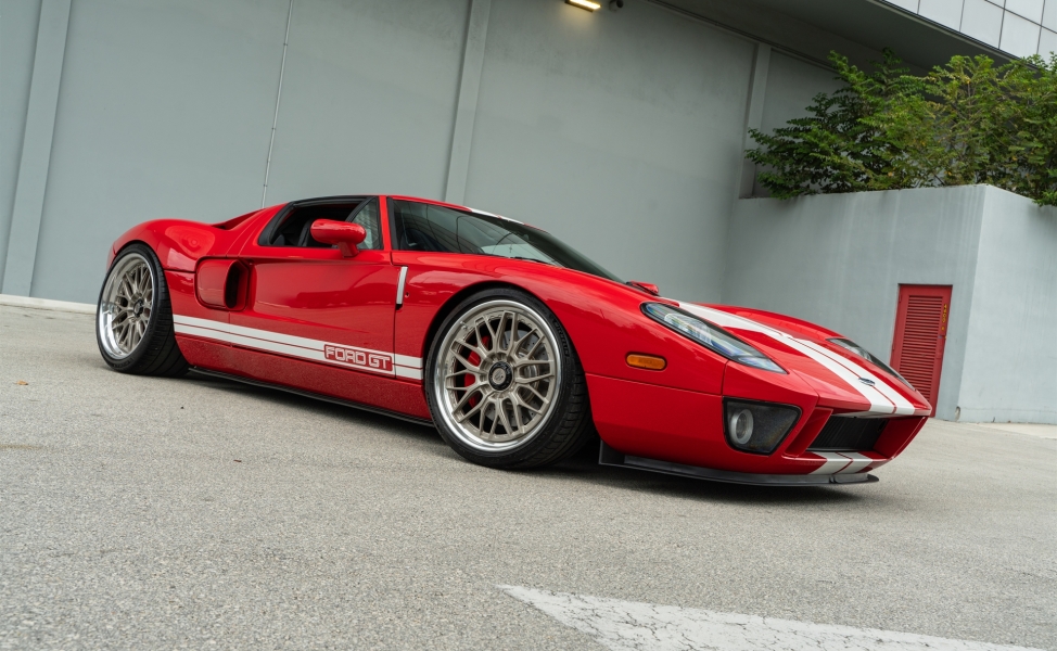 Ford GT MK1 | Ruby Red | on ANRKY RS1 | Satin White Gold