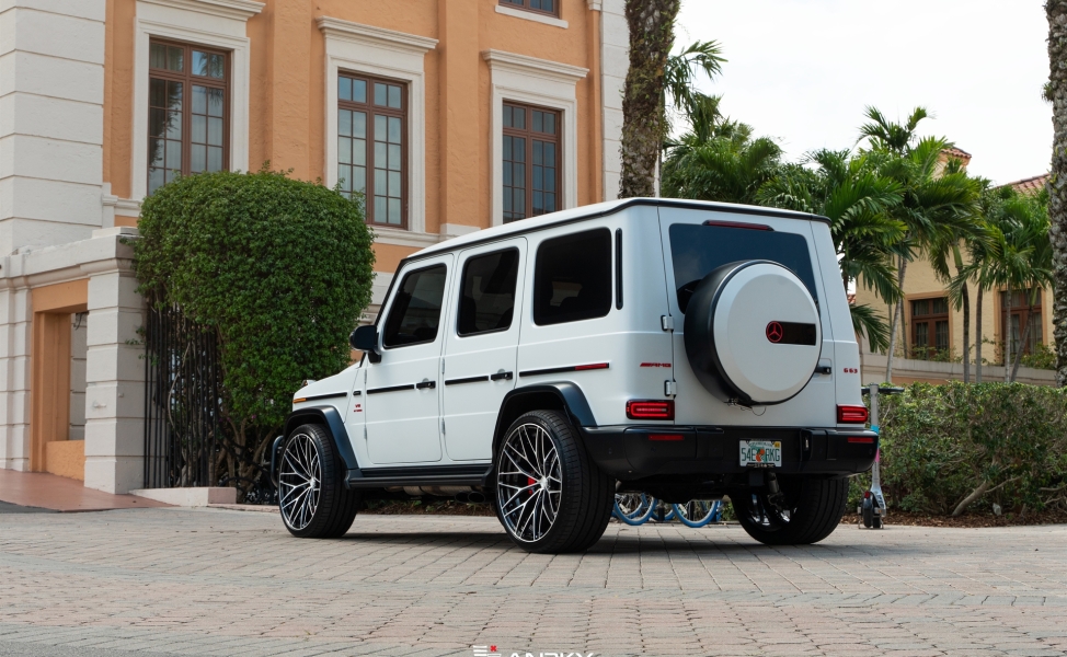 Mercedes Benz AMG G63 | Polar White | on ANRKY AN20 | Two Tone: Brushed Face + Gloss Black Window