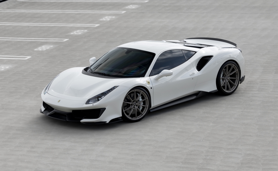 Novitec 488 Pista | Bianco Avus | on HRE P104SC | Satin White Gold