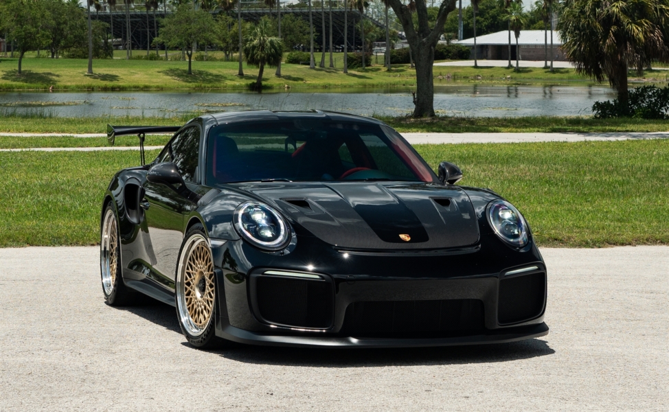 Porsche 991 GT2 RS | Black | On HRE 501 FMR | Frozen Polished Gold            