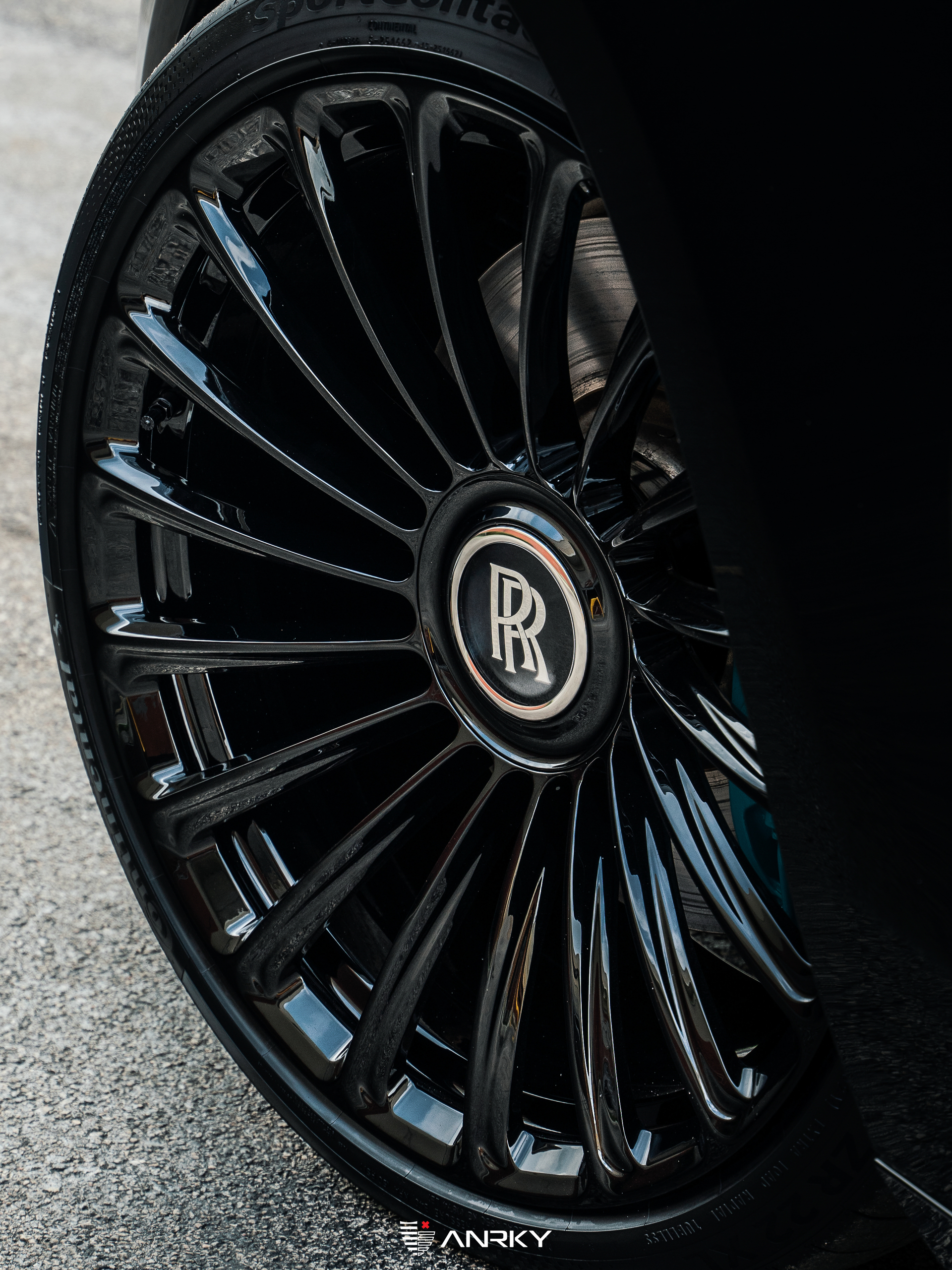 Urban Automotive Rolls-Royce Ghost | on ANRKY RF-182  | Gloss Black