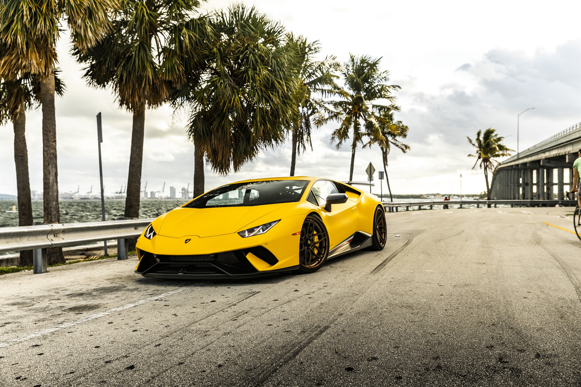 Lamborghini Huracan Performante | | on ANRKY AN36 | Satin Bronze