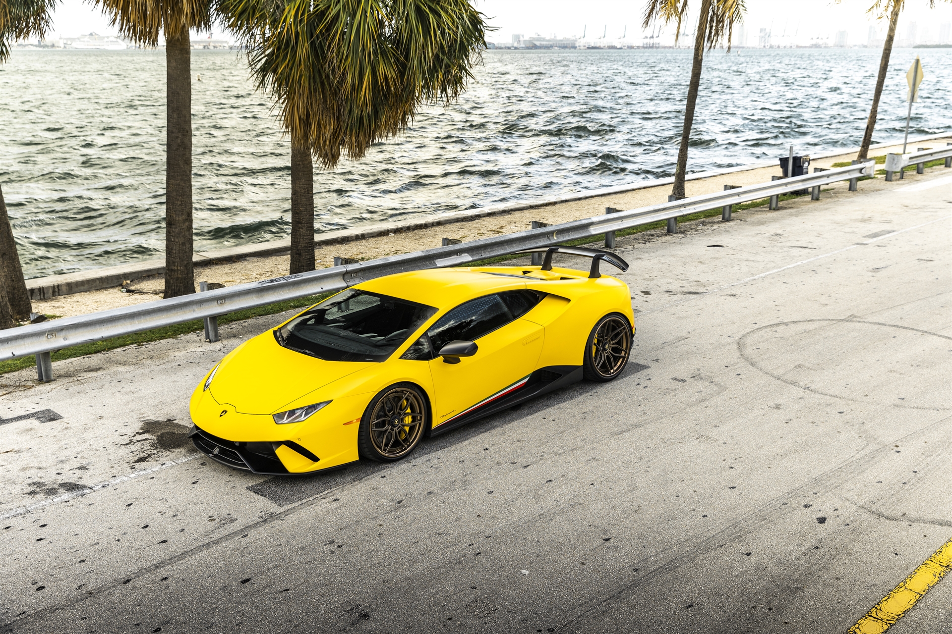 Lamborghini Huracan Performante | | on ANRKY AN36 | Satin Bronze