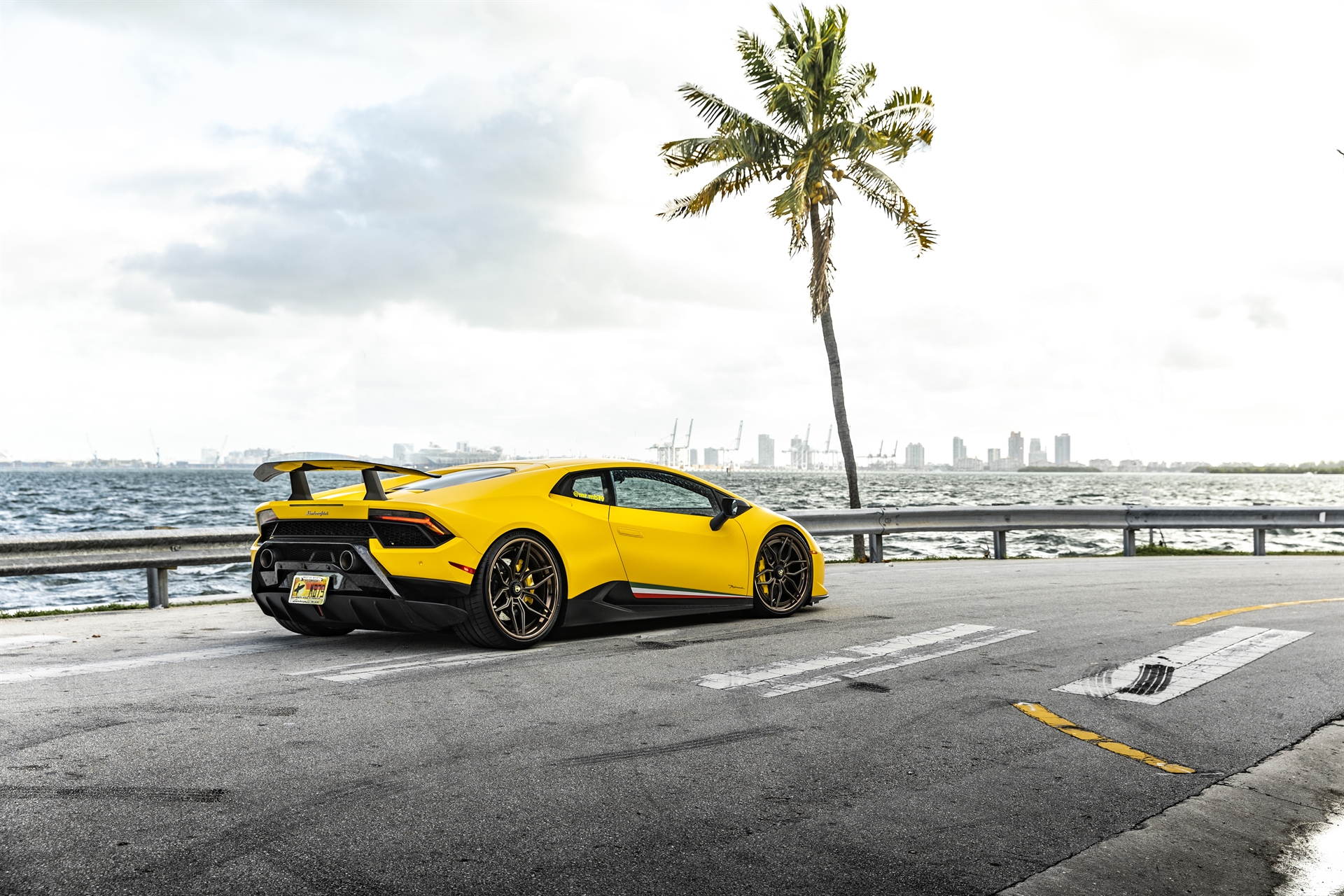 Lamborghini Huracan Performante | | on ANRKY AN36 | Satin Bronze