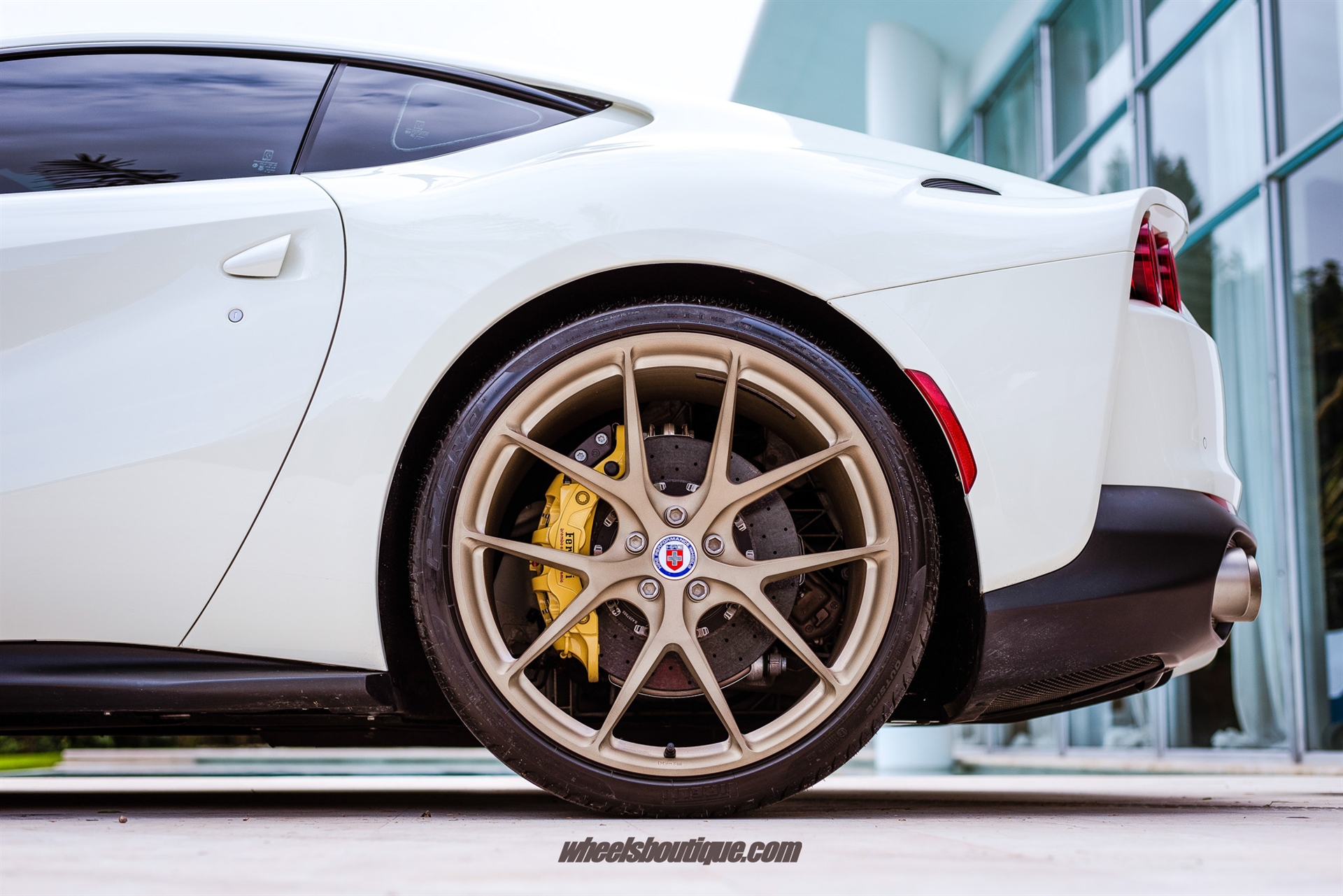 Ferrari 812 | Bianco Avus | on HRE P101 | Brushed Frozen Champagne