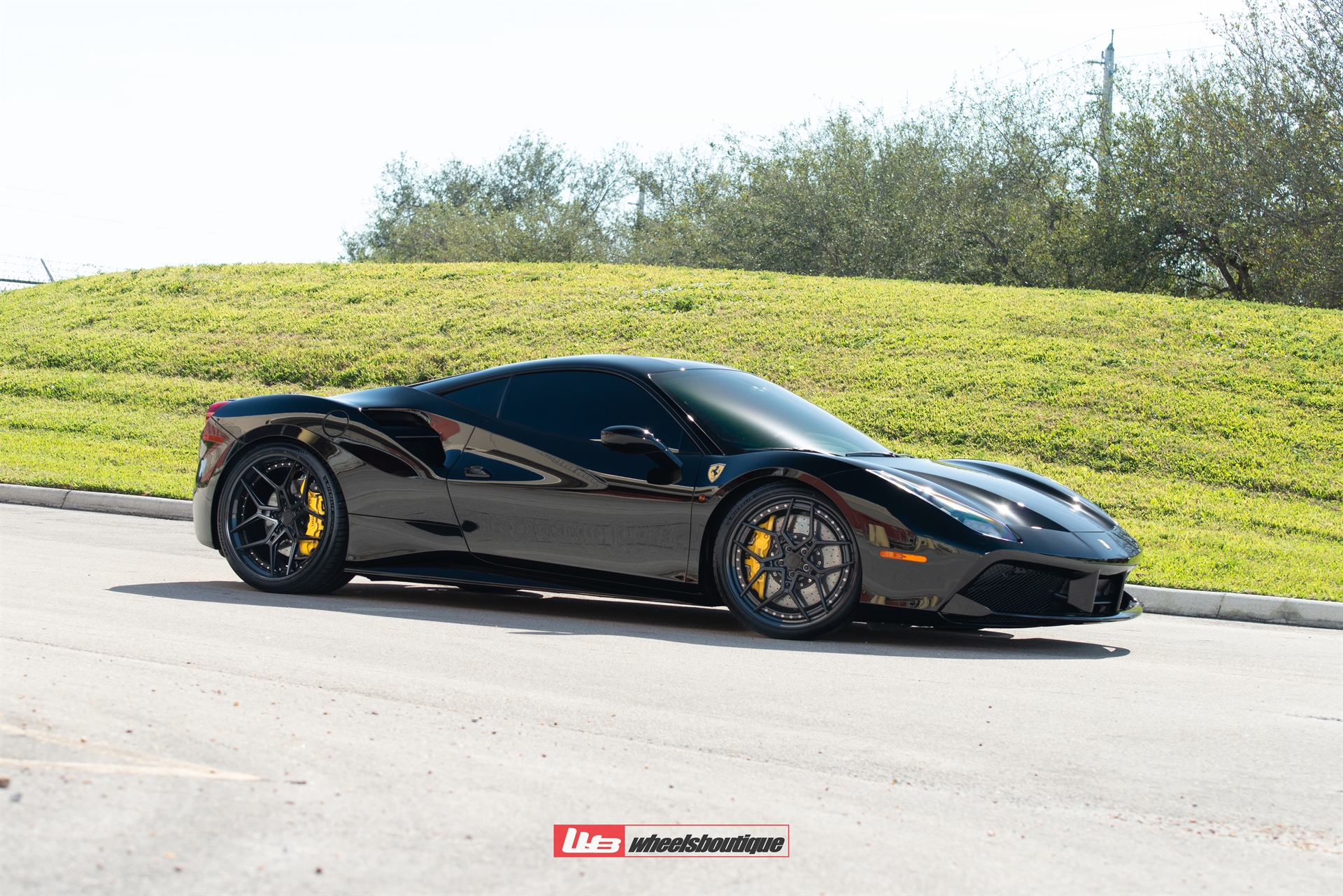 Ferrari 488 | Nero | on ANRKY S3-X4 | Satin Black