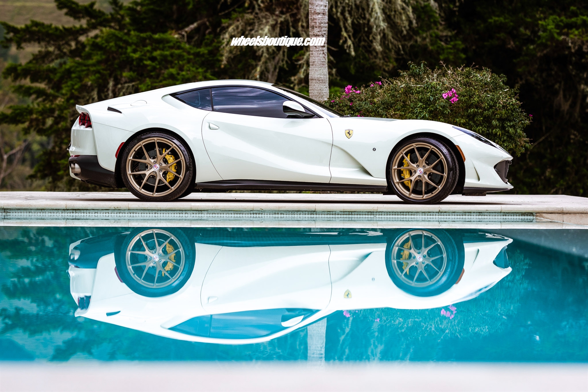 Ferrari 812 | Bianco Avus | on HRE P101 | Brushed Frozen Champagne