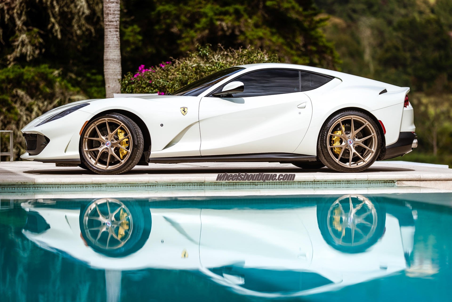 Ferrari 812 | Bianco Avus | on HRE P101 | Brushed Frozen Champagne