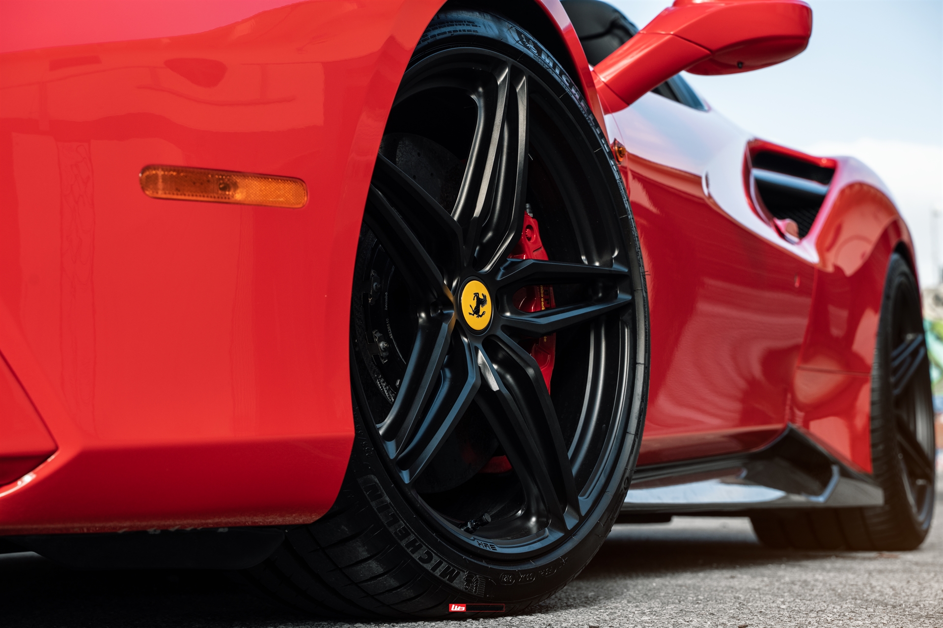 Noviec 488 Spider | Rosso Corsa | on HRE P107SC | Satin Black