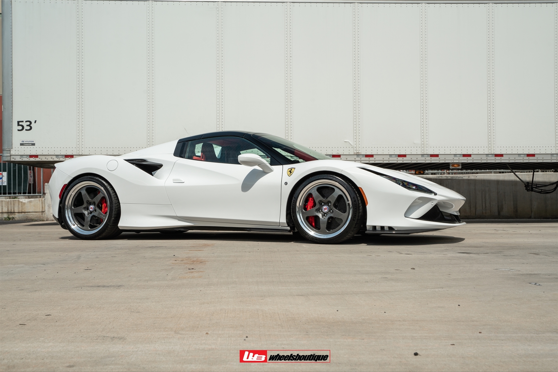 Novitec F8 Spider | Bianco Avus | HRE 527 FMR | Gloss Charcoal