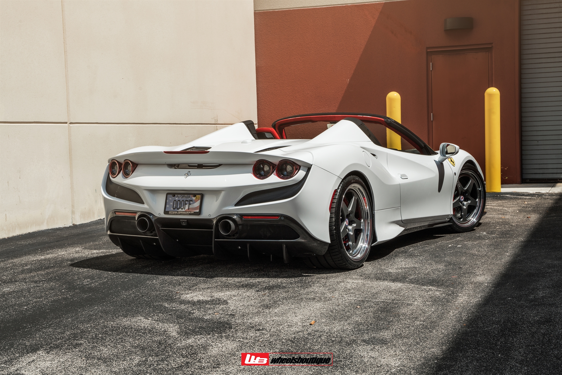 Novitec F8 Spider | Bianco Avus | HRE 527 FMR | Gloss Charcoal