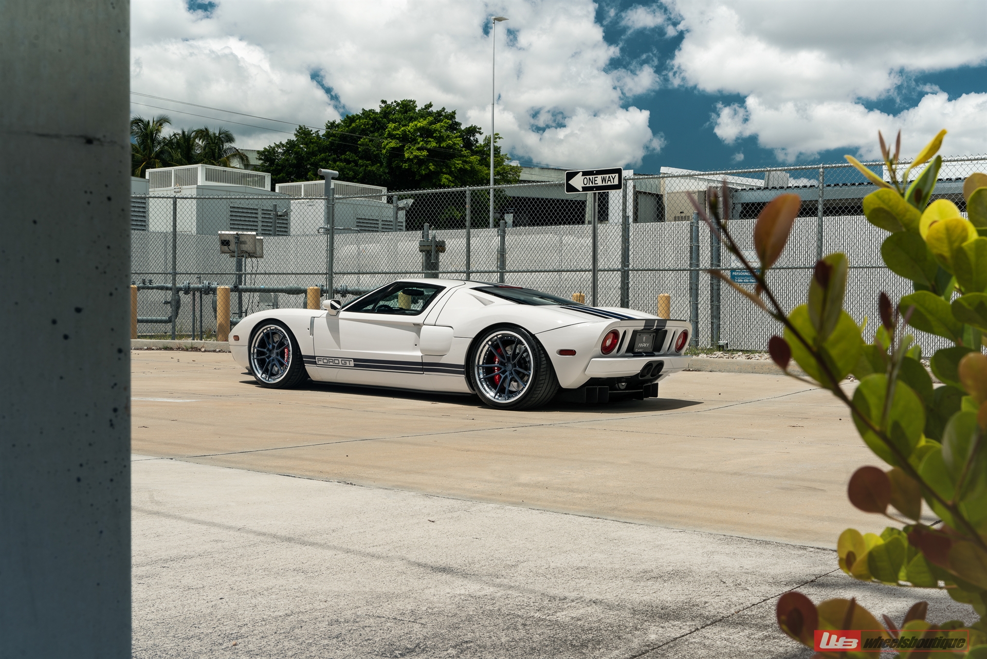 Ford GT MK1 |  | on ANRKY AN34 | Satin Space Blue