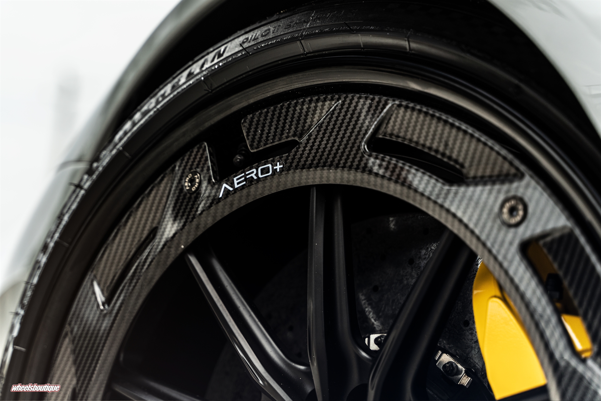 Ferrari SF90 | Grigio Squallo | on AL13 R10-R109D | Satin Black