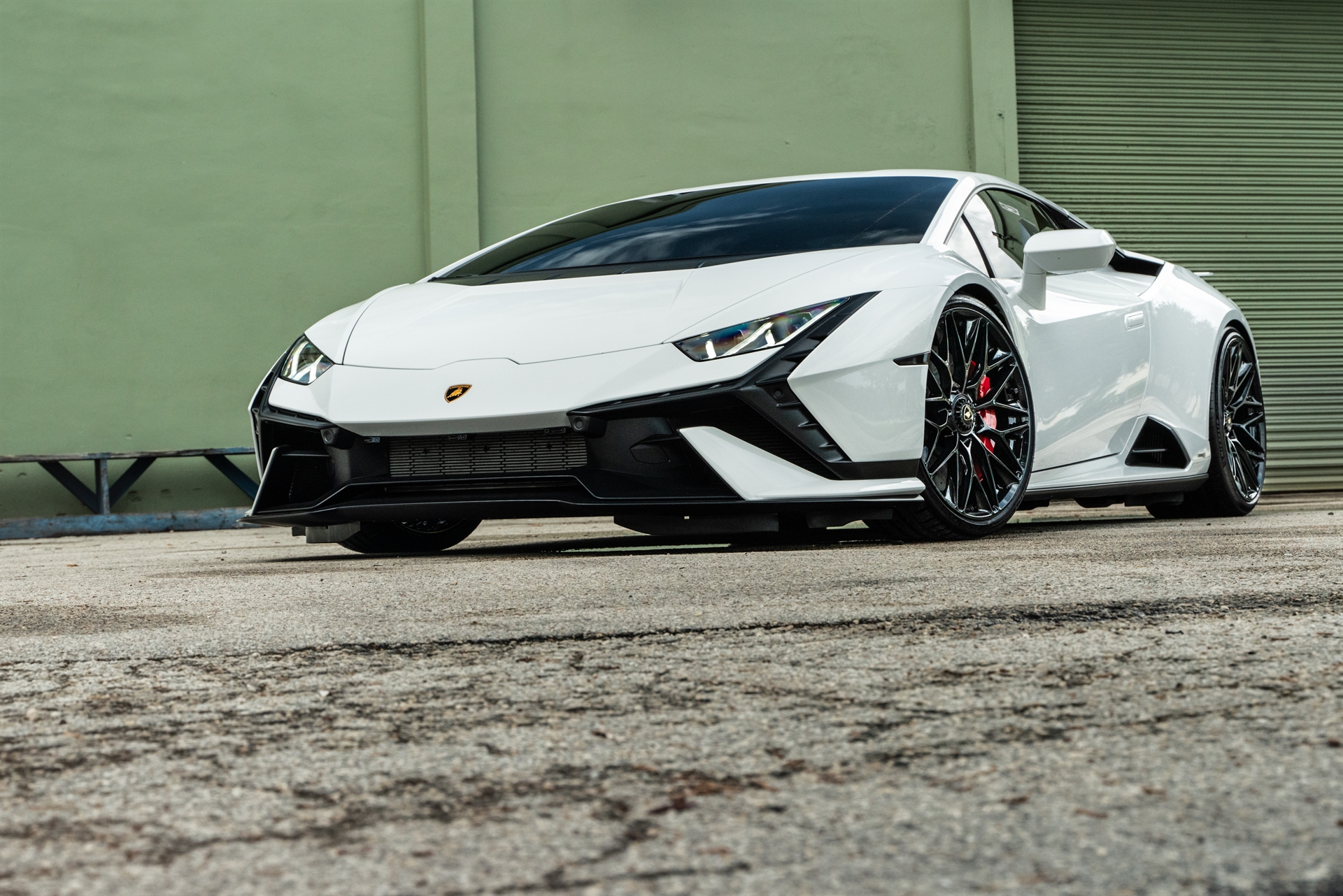 Lamborghini Huracan Tecnica | | on HRE P200 | Gloss Black