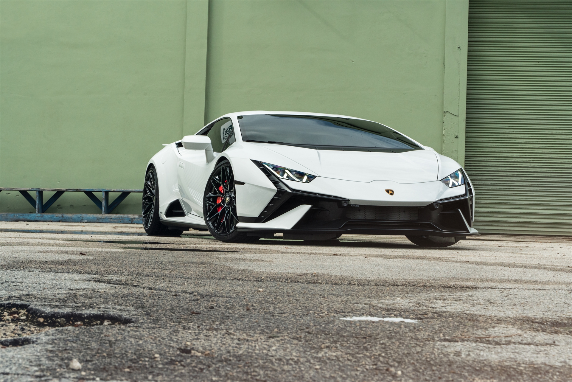 Lamborghini Huracan Tecnica | | on HRE P200 | Gloss Black