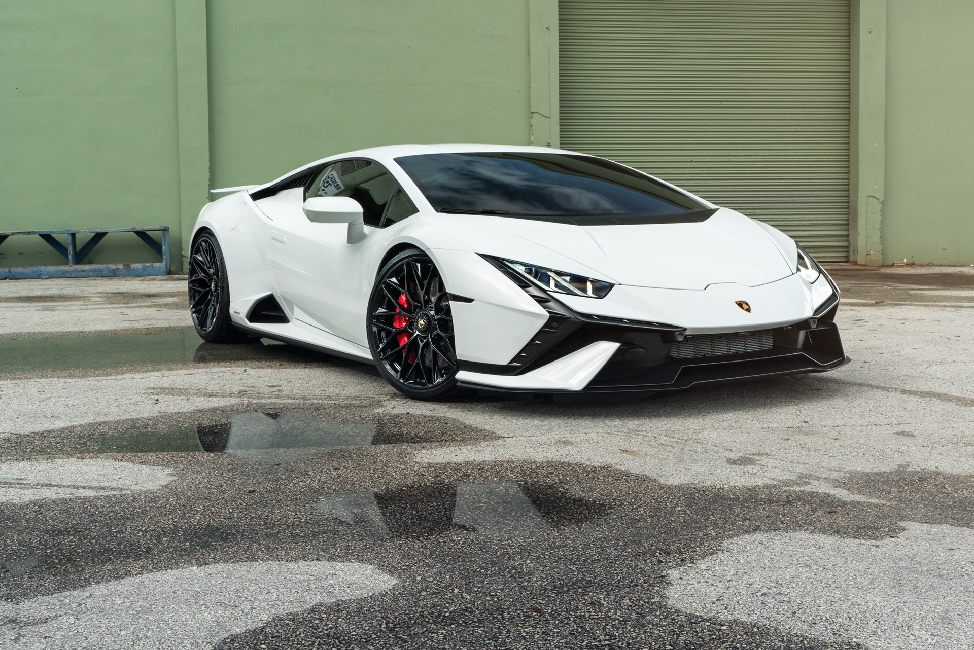 Lamborghini Huracan Tecnica | | on HRE P200 | Gloss Black
