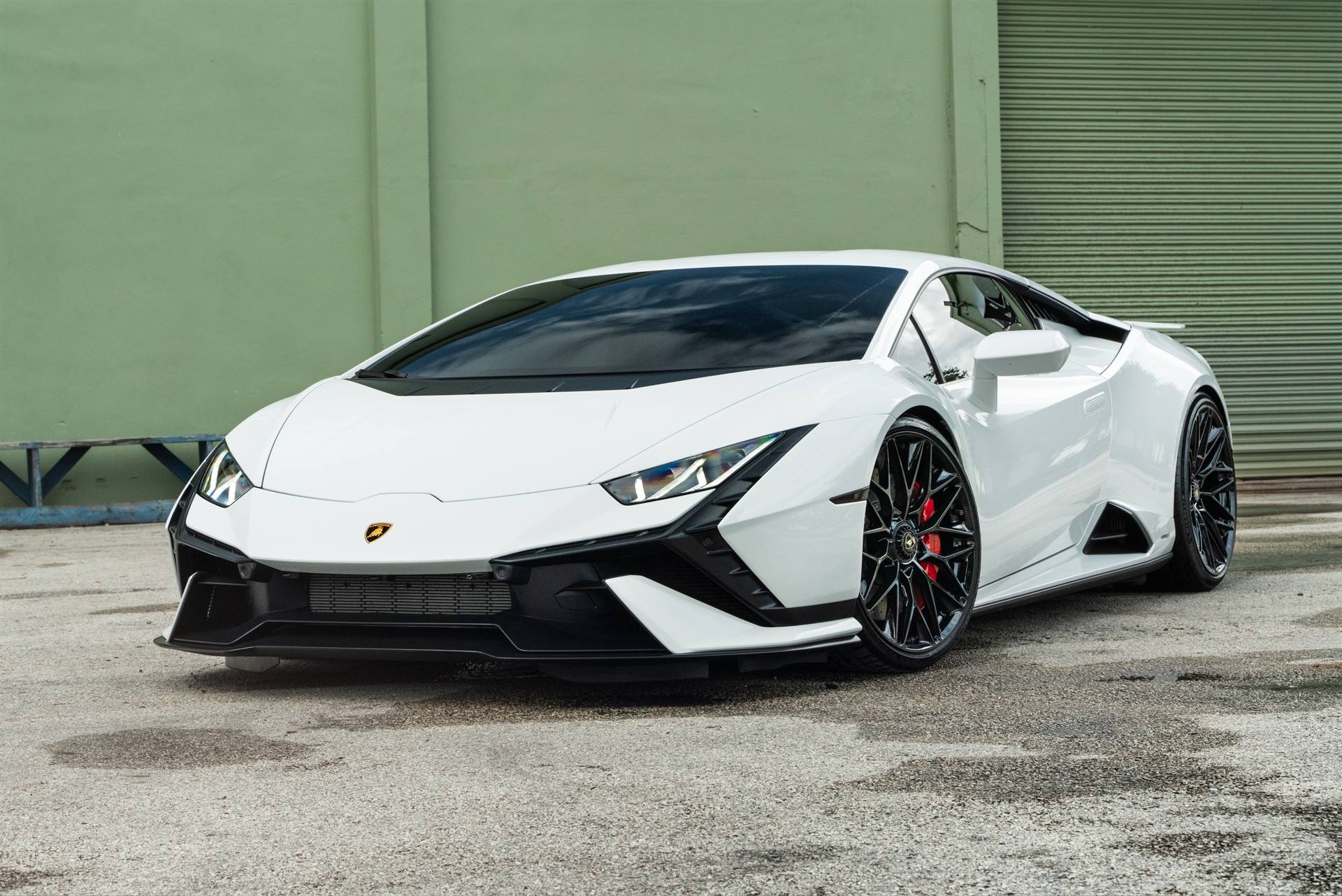 Lamborghini Huracan Tecnica | | on HRE P200 | Gloss Black