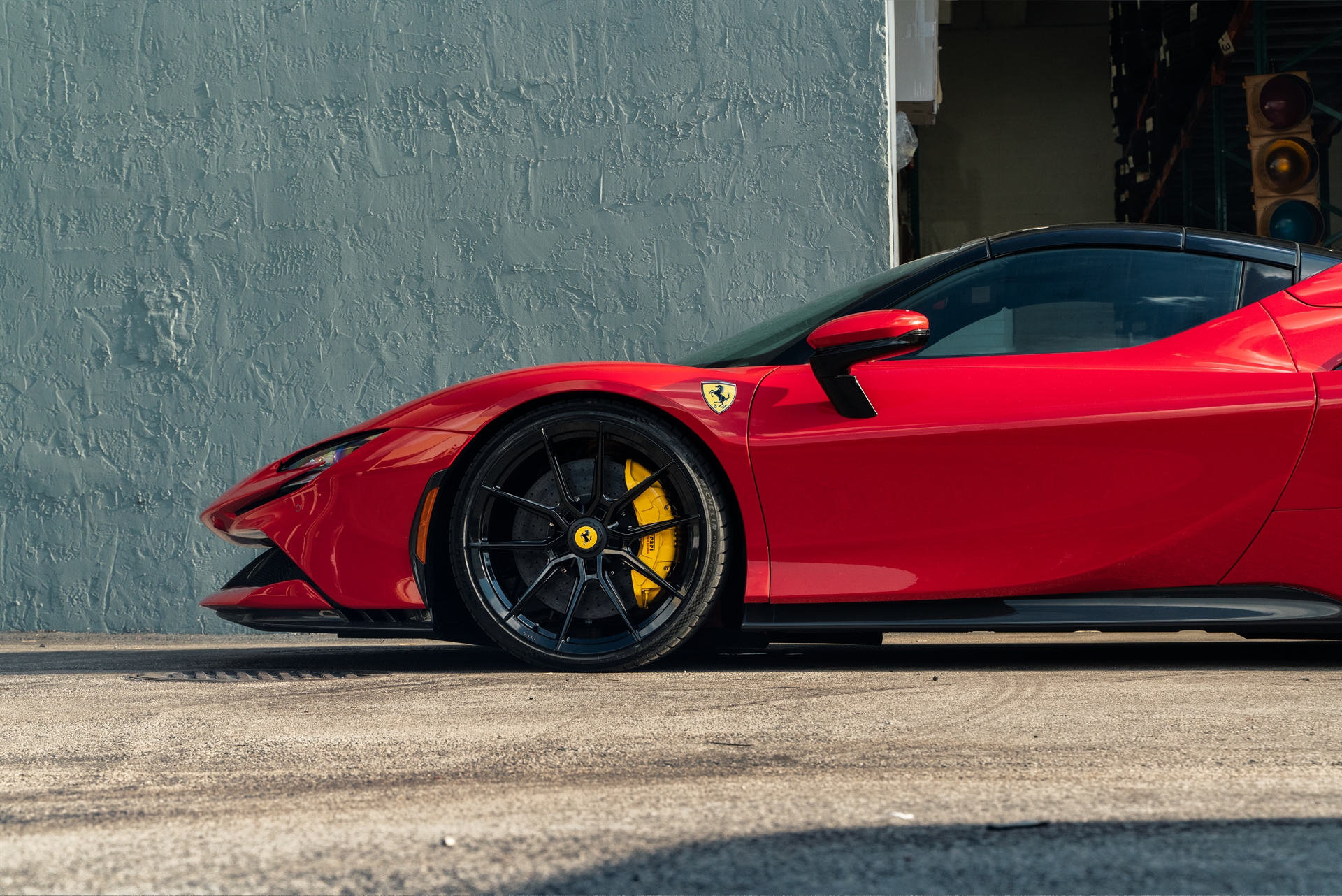 Ferrari SF90 Spider | Rosso Corsa | on Novitec NF10 ZV | Gloss Black