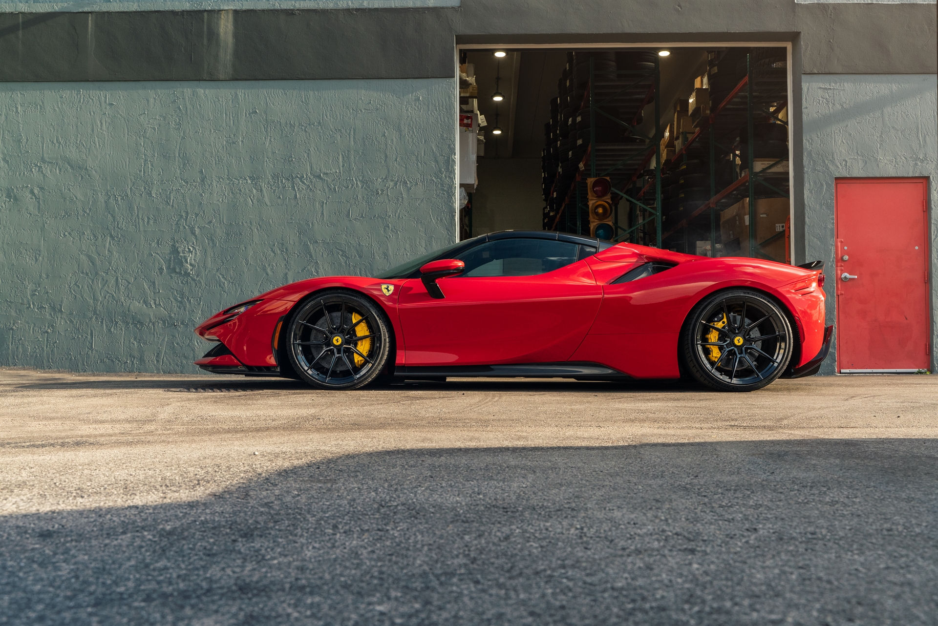 Ferrari SF90 Spider | Rosso Corsa | on Novitec NF10 ZV | Gloss Black