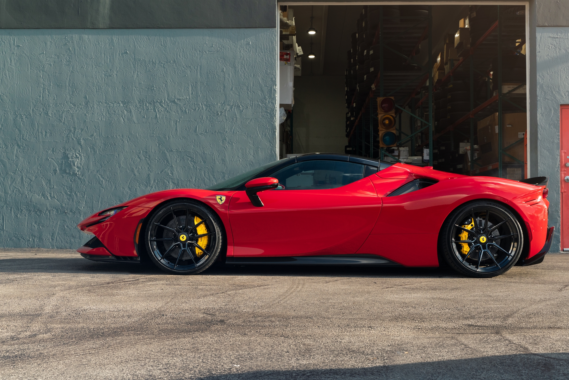 Ferrari SF90 Spider | Rosso Corsa | on Novitec NF10 ZV | Gloss Black