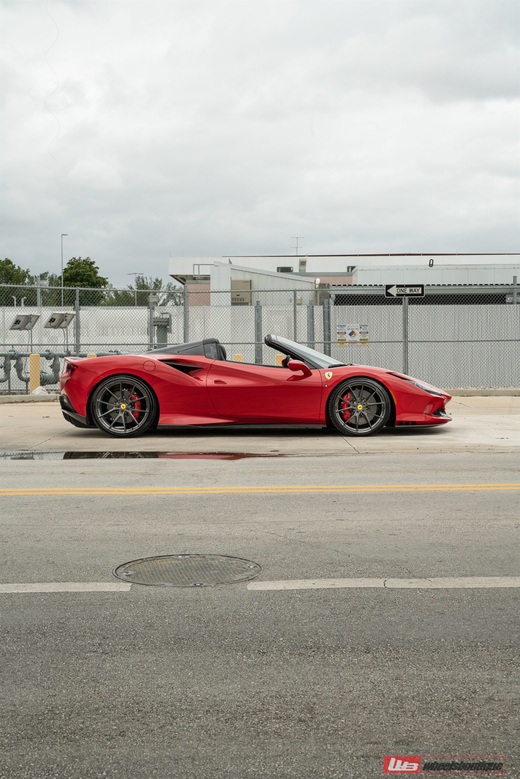 Novitec F8 Spider | Rosso Corsa | on ANRKY AN12 | Polished Smoke