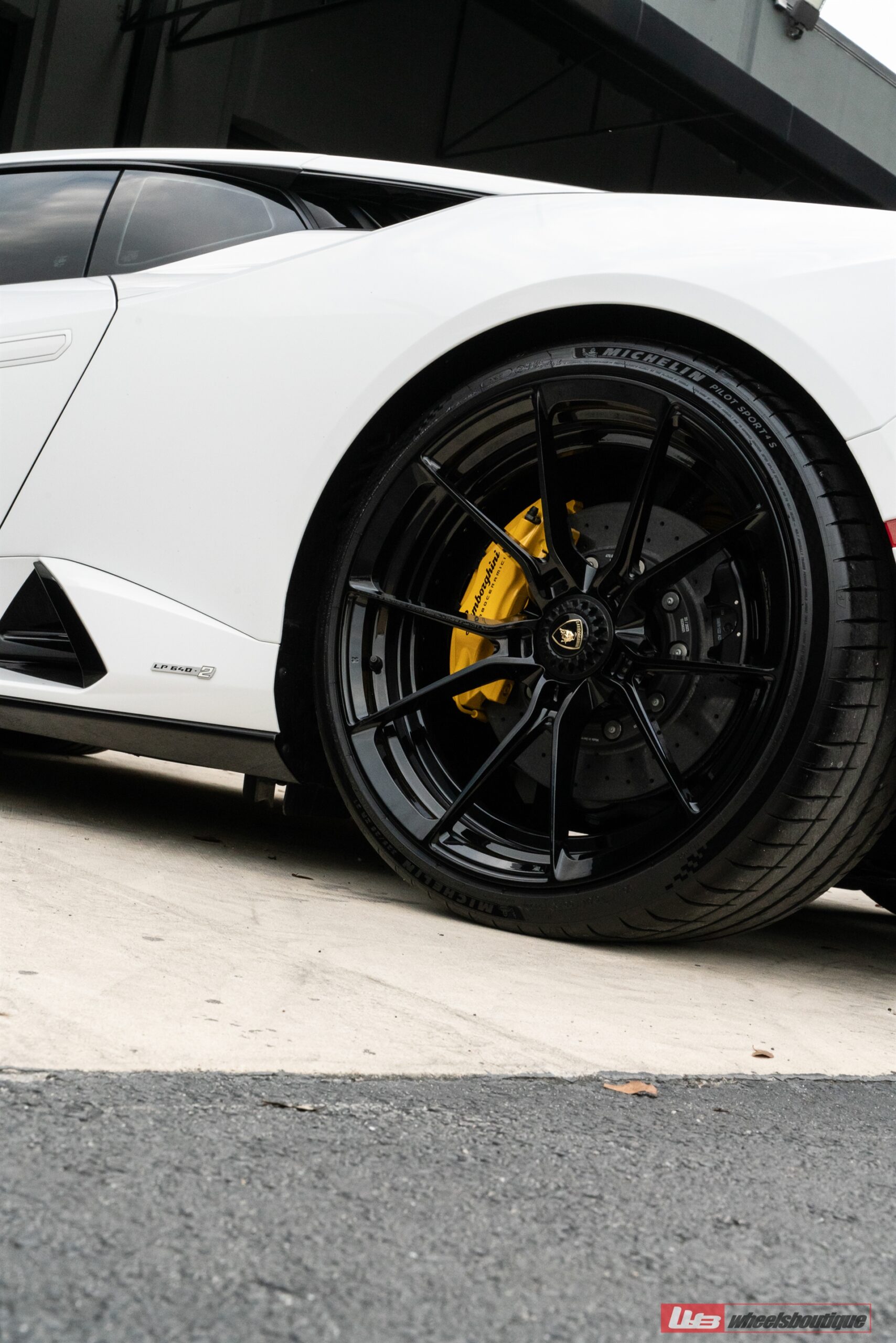 Lamborghini Huracan Tecnica | | on ANRKY AN22 | Gloss Black