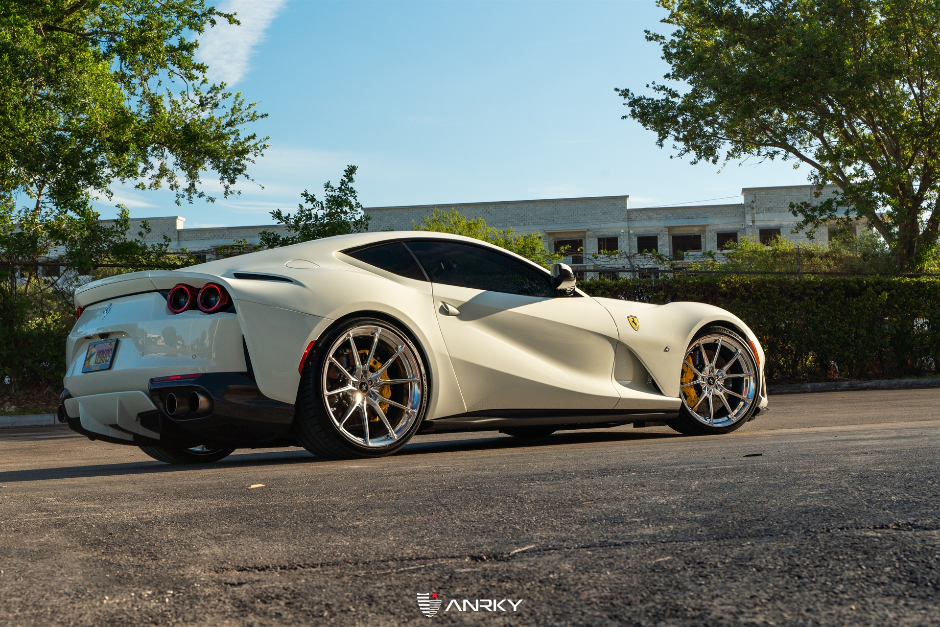 Ferrari 812 | Bianco Avus | on ANRKY AN12 | Polished Clear