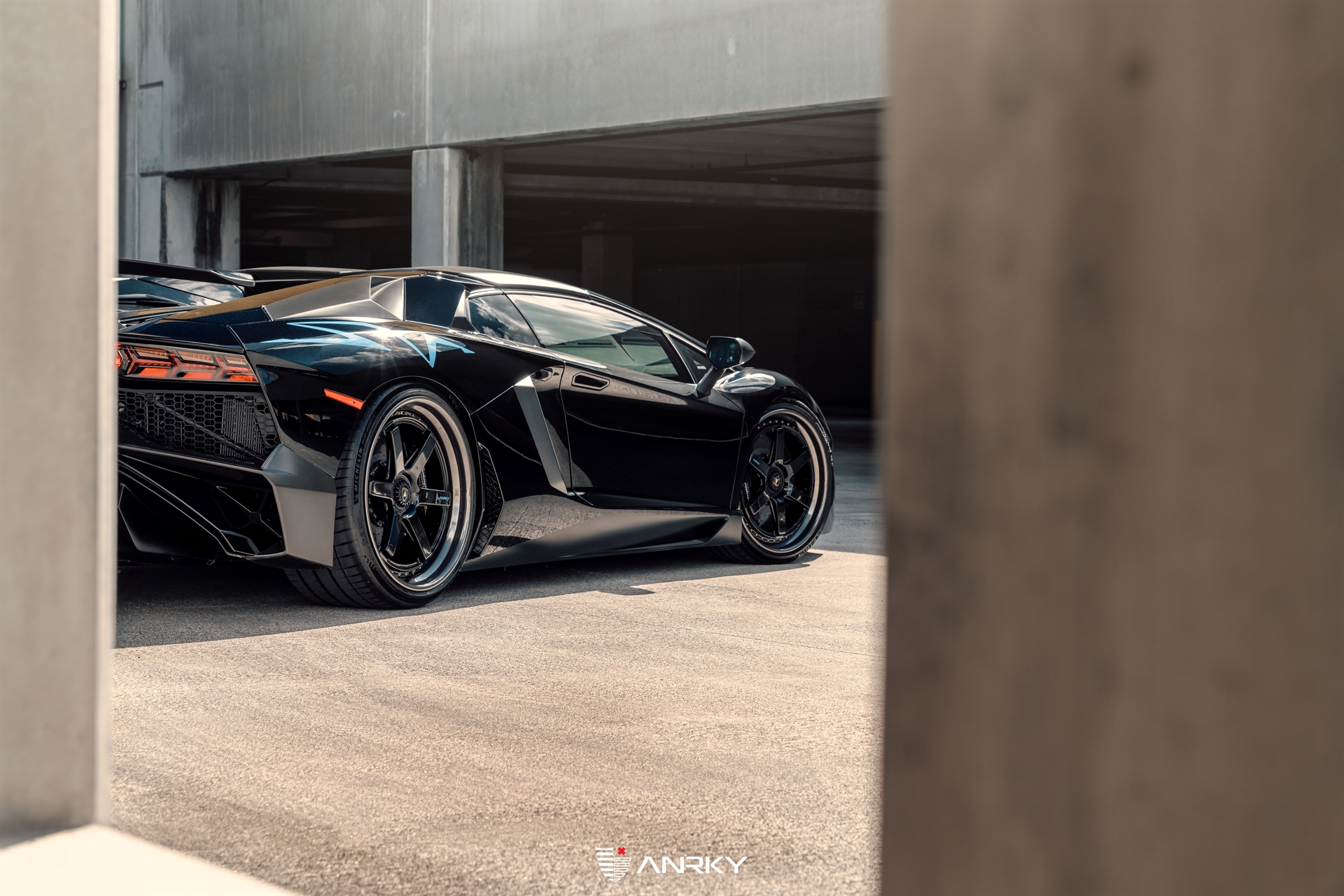 Lamborghini Aventador SV Roadster | Nero Noctis | on ANRKY JDX-316 | Gloss Black