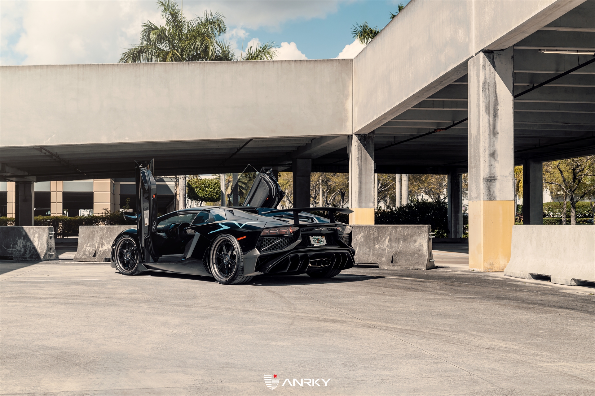 Lamborghini Aventador SV Roadster | Nero Noctis | on ANRKY JDX-316 | Gloss Black